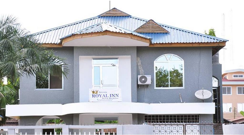 Itetemia Royal Inn Dar es Salaam Esterno foto