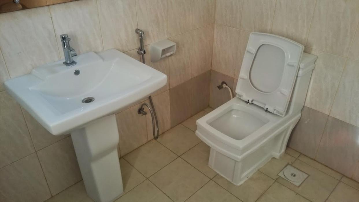 Itetemia Royal Inn Dar es Salaam Esterno foto